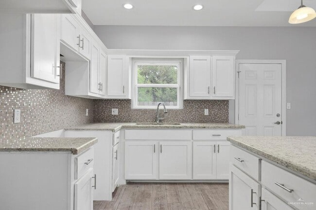 1913 Stauffers St Unit 2