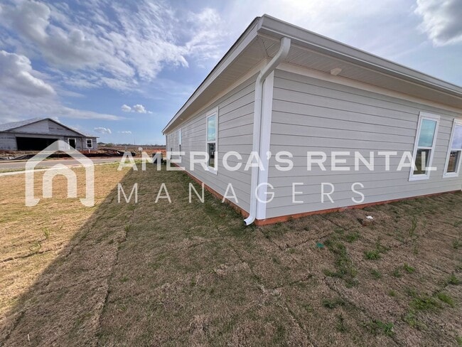 Photo - MOVE IN SPECIAL!!! New Construction Home for Rent in Robertsdale, AL!!! AVAILABLE NOW! Sign a 13 ...