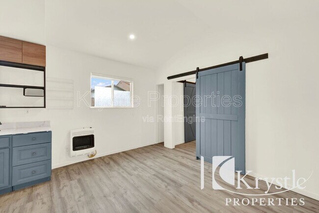 Photo - 215 Central Ave