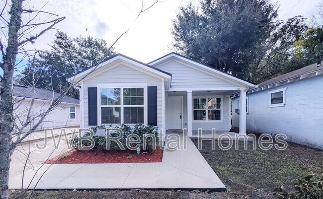 Photo - 1508 W 2nd St