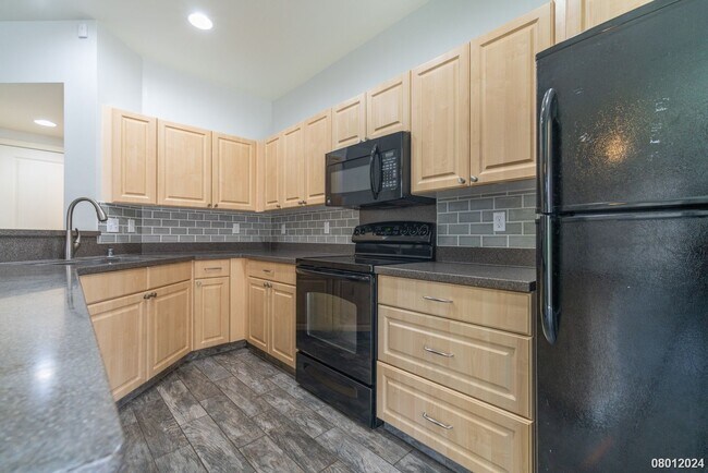 Photo - 3-bdrm, 2.5-bath, with 2-car garage at Laulani in Ewa Beach