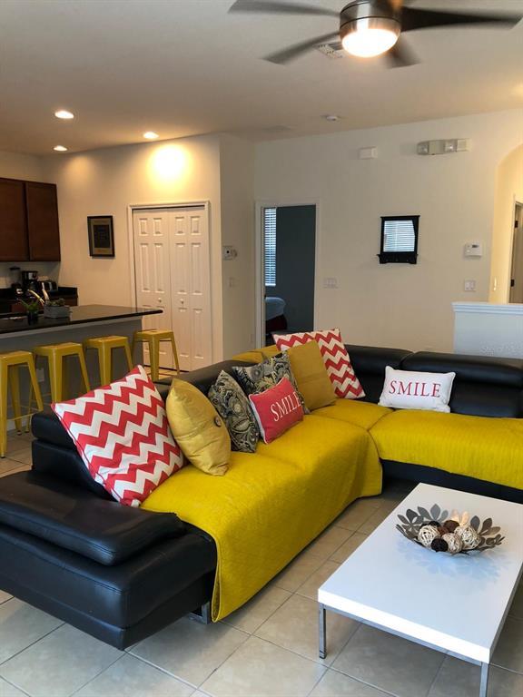 Photo - 921 Las Fuentes Dr