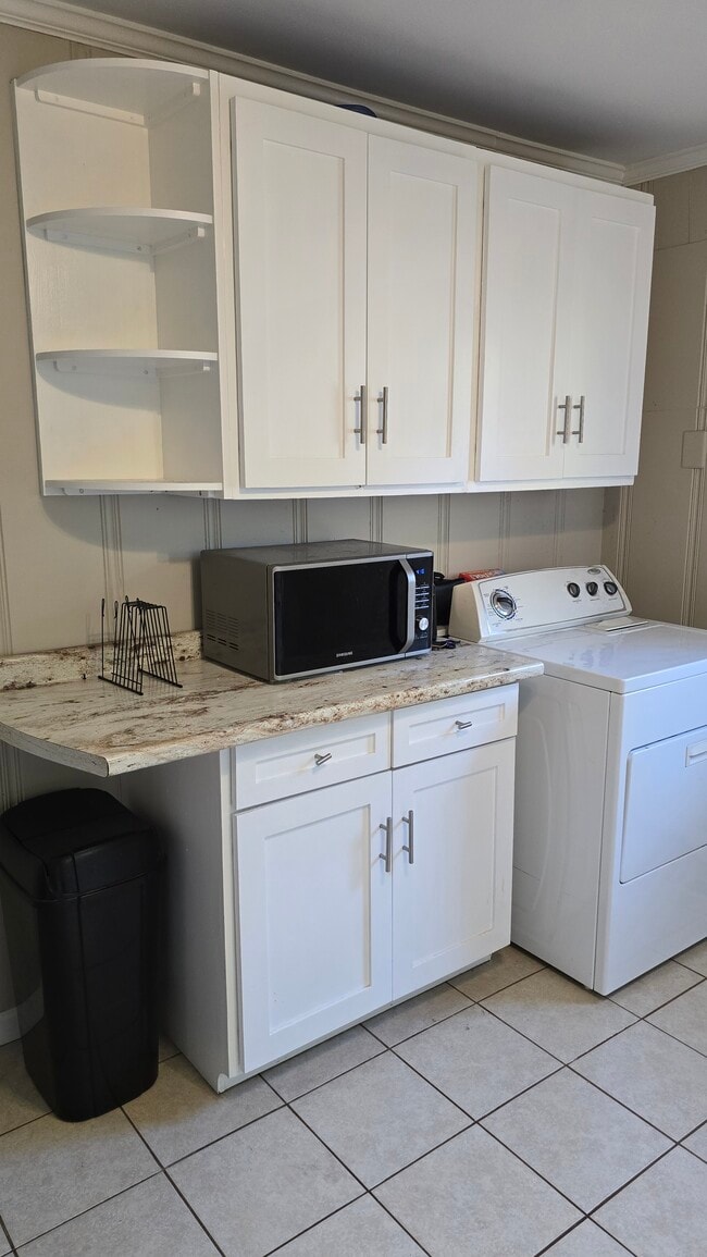 Photo - 3817 Burrus St