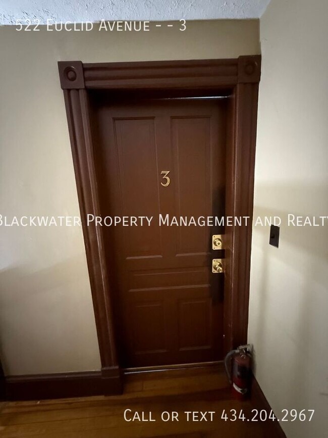 Building Photo - 522 Euclid Ave Unit 3