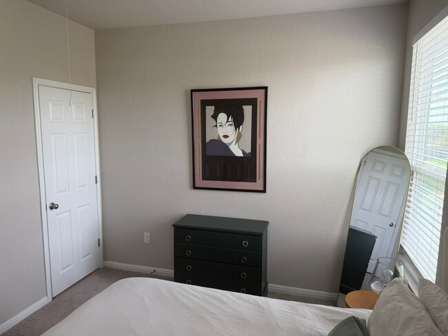 Photo - 1208 Devon Stetson Pl