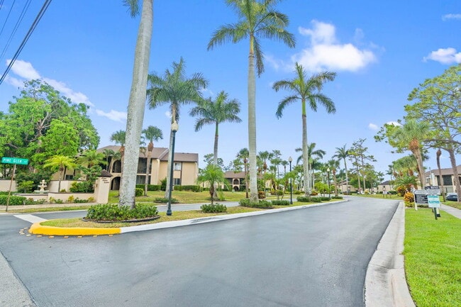 Photo - 441 Pine Glen Ln Unit A1