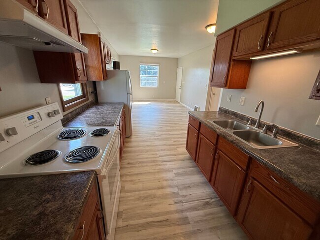 106 Phillip Ave Unit 01