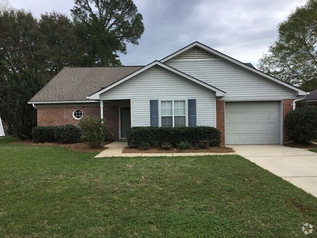 Building Photo - UPCOMING FAIRHOPE COTTAGE Rental