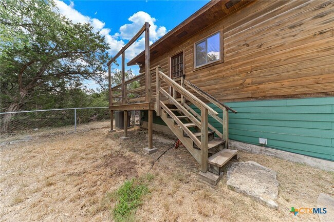 Photo - 1466 Bonnyview Dr