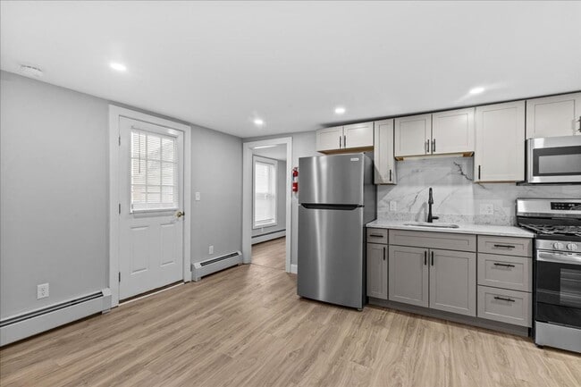 19 Greene St Unit 2