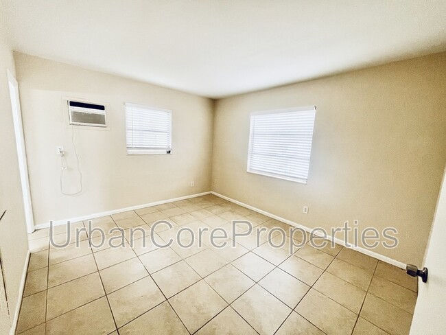 Photo - 115 7th Ave N Unit #10