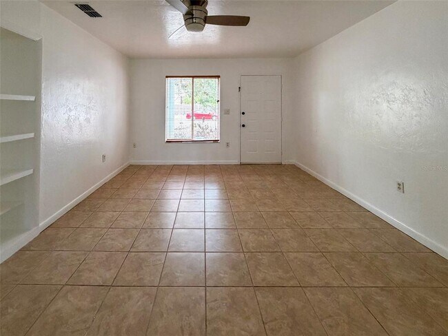 Photo - 1048 SW 6th Dr Unit B