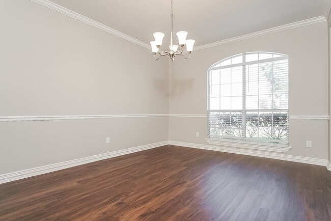 Photo - 2922 Brahman Dr