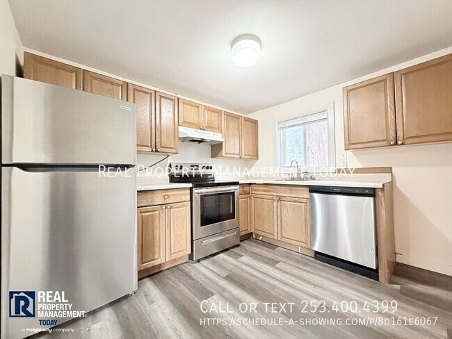 Photo - 7501-7505 156th St E