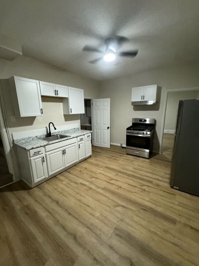 Photo - Charming 2BR Home in McKees Rocks