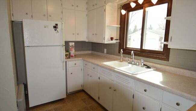 Photo - 1606 Sheridan Dr