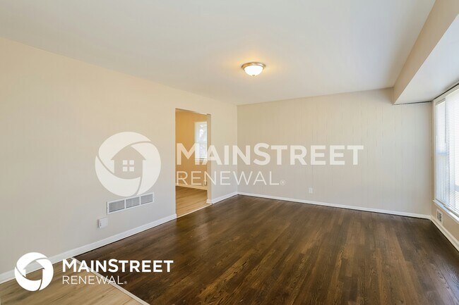 Photo - 6305 E 101st St