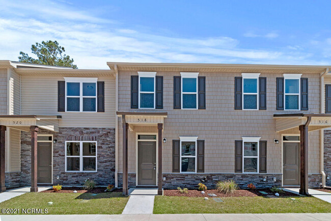 Photo - 523 Pate Dr Townhome