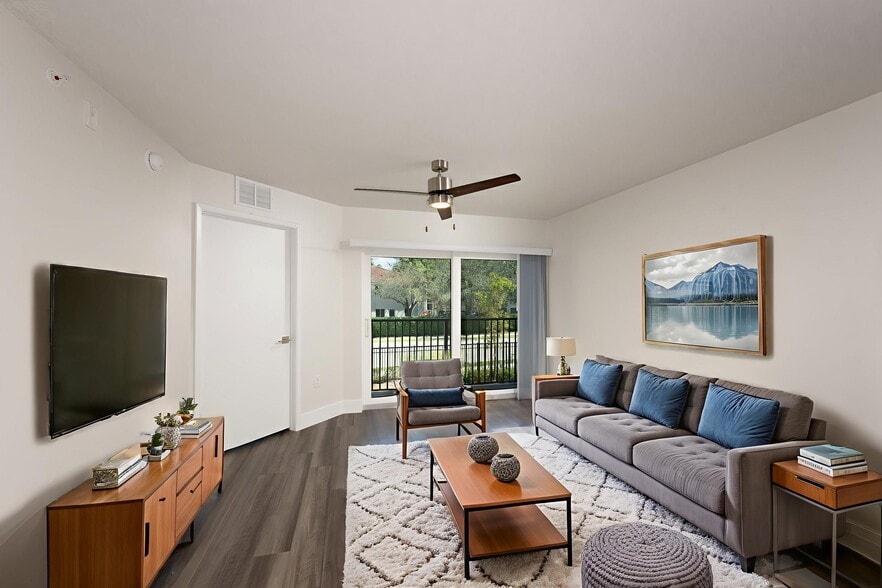 2 Bedroom, 2 Bathroom 898 Sq. Ft.