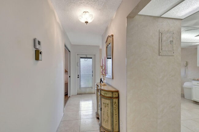 Photo - 1670 NW 18th Ave Unit 202