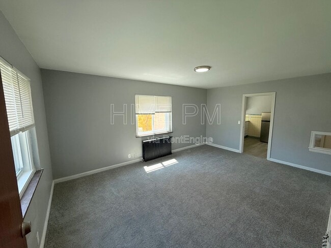 Photo - 3135 Mozart Ave Unit 2