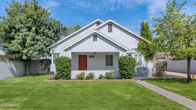 Building Photo - 114 W Windsor Ave