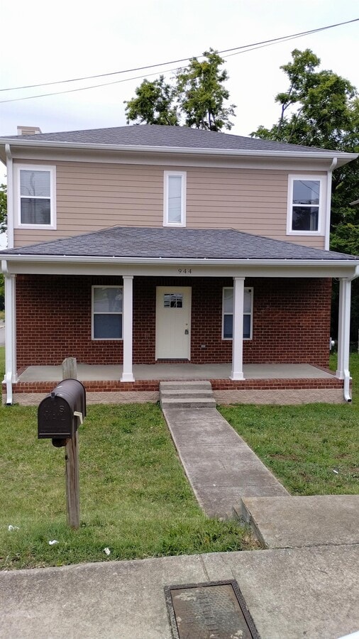 Photo - 944 33rd Ave N