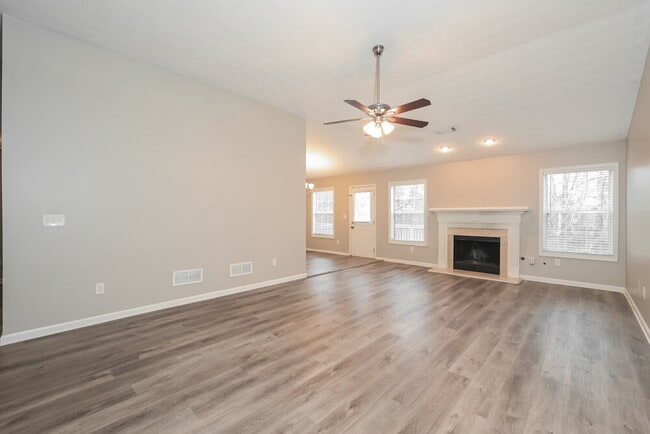 Photo - 748 Bartow Dr