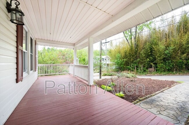 Photo - 100 West St