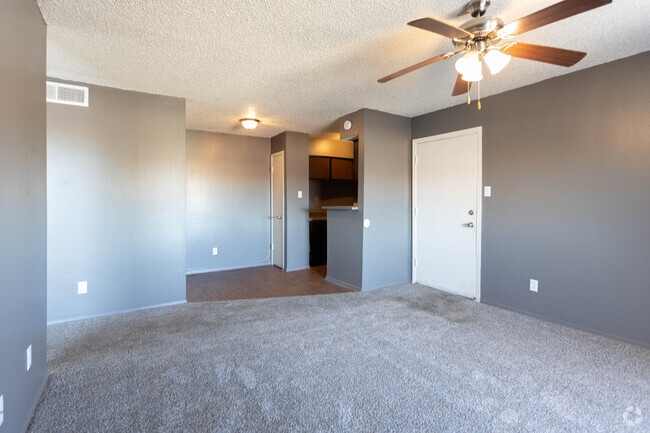 1BR, 1BA - 519 SF