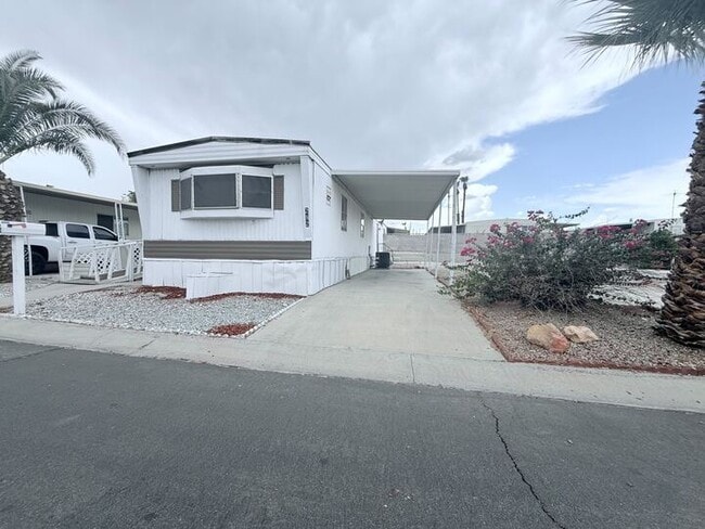 Photo - 3601 E Wyoming Ave