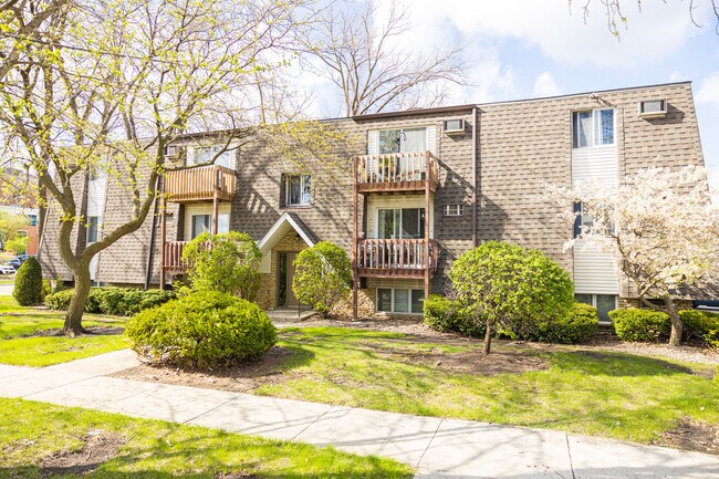 Photo - 218 Madison St