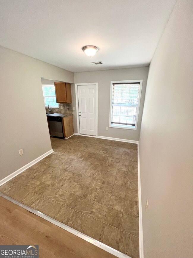 Photo - 309 Christian Ln