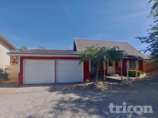 Photo - 3670 Renee Way