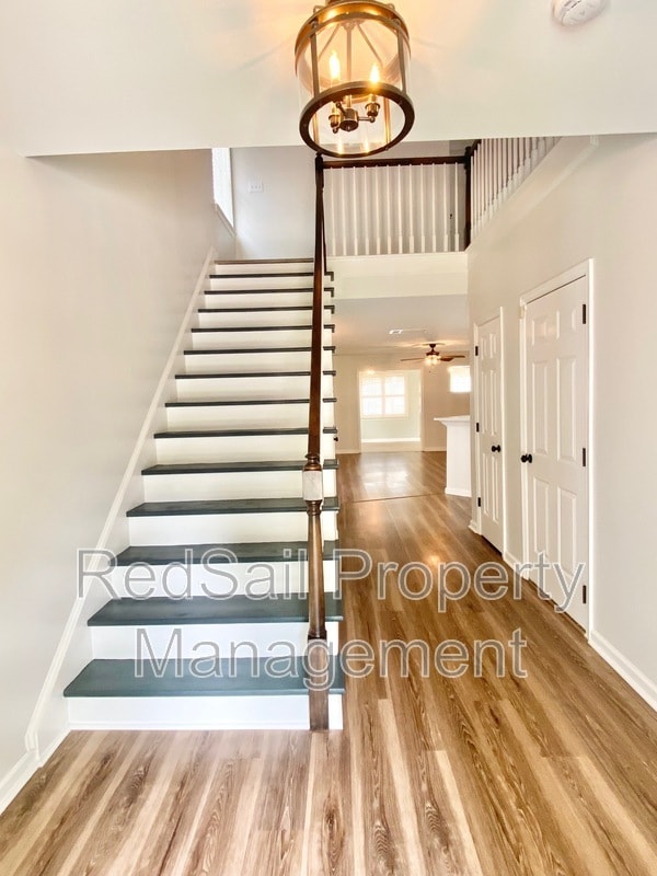 Photo - 100 Zinfandel Rd