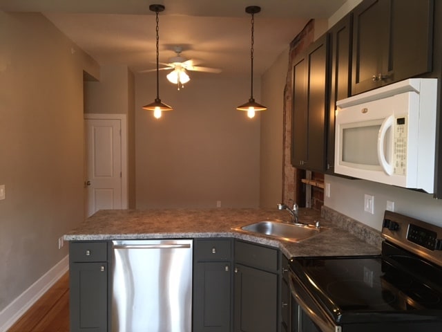 Photo - 219 5th St Unit 201