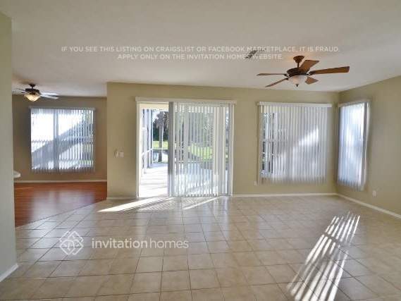 Photo - 205 39th St NE