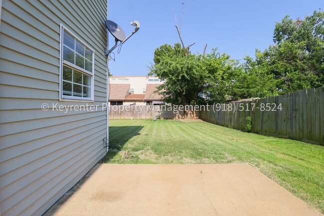 Photo - 3 Bed | 1.5 Bath in Central Tulsa!