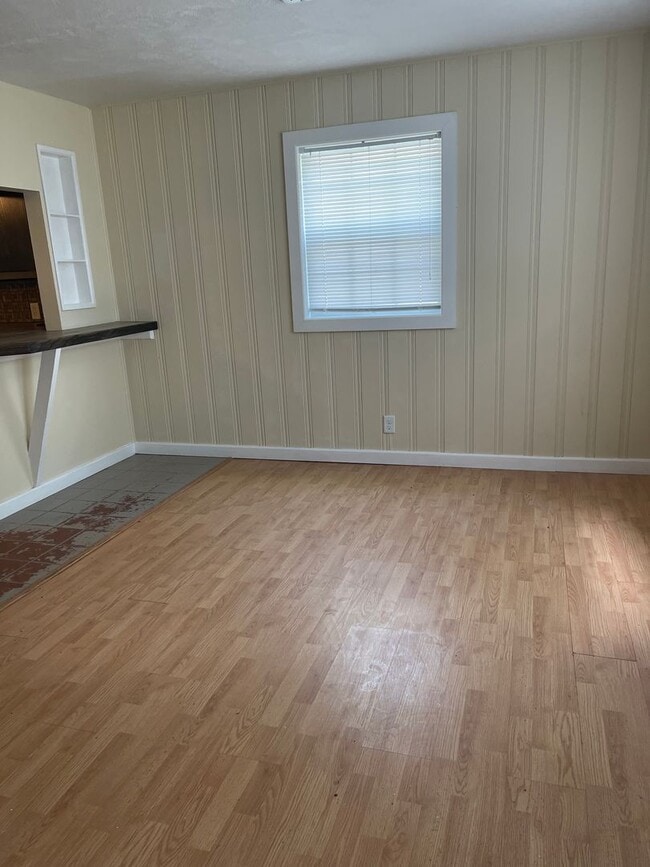 Photo - Cozy 2 bedroom remodeled home