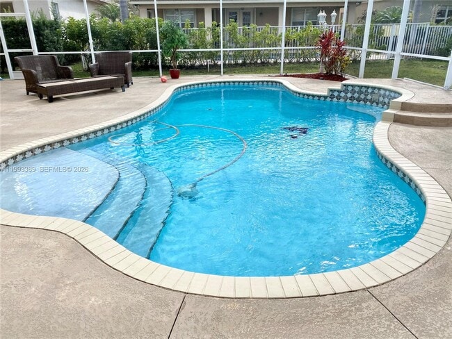 Photo - 4451 Seneca Ave