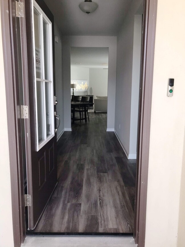 Photo - 1106 Foxtail Dr