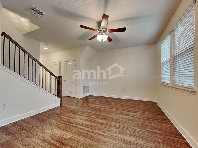 Photo - 1241 Tan Tara Trl