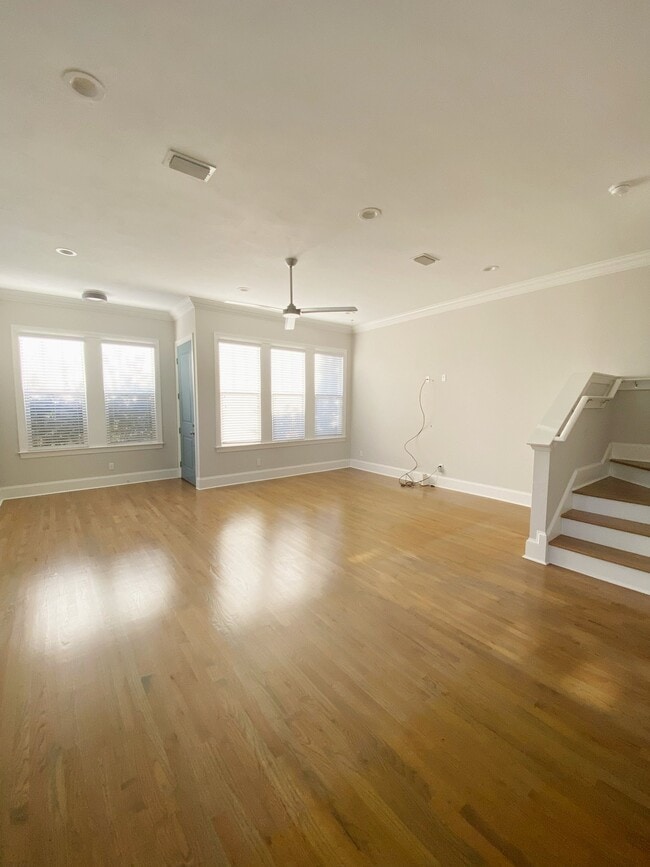 Photo - 1436 N Adams St