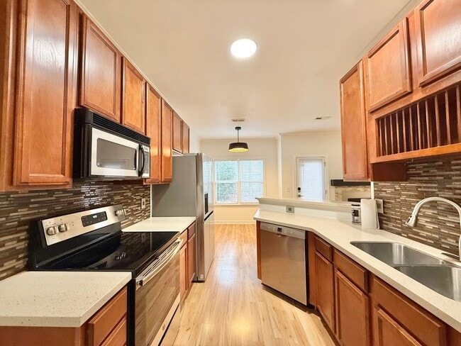 Photo - Modern 3BD, 2.5BA End Unit Raleigh Townhome with HOA Amenities Near I-540 & Triangle Town Center