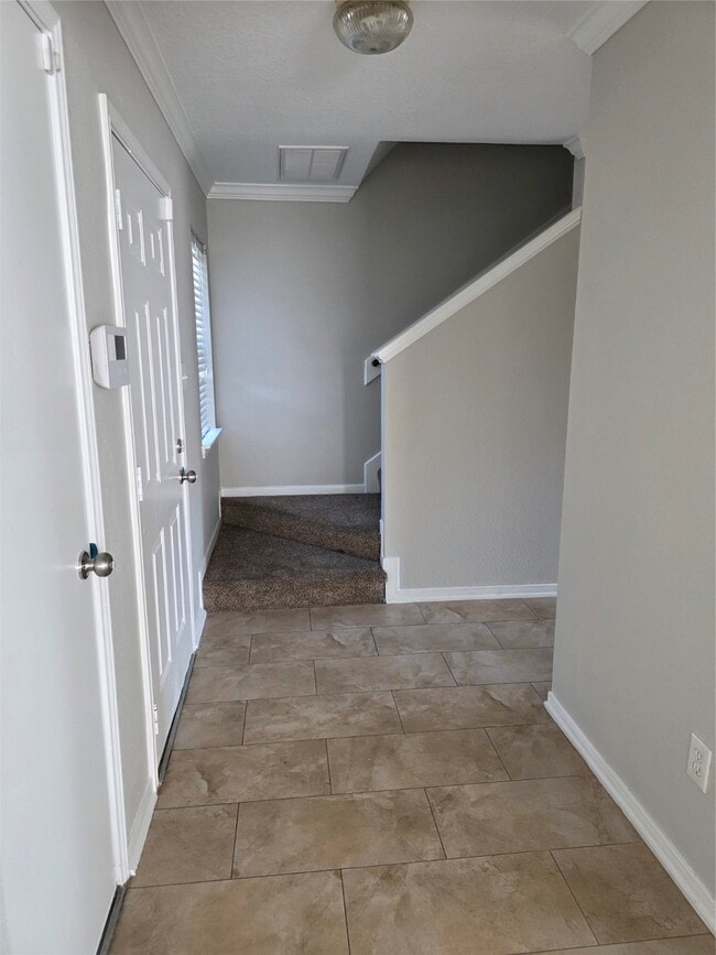 Photo - 15146 Grassington Dr