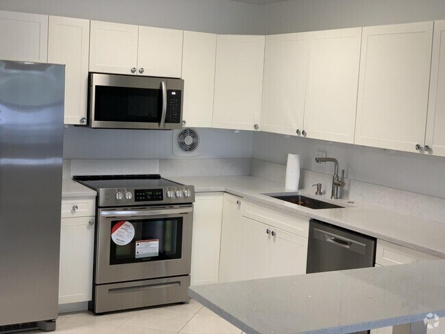 Building Photo - 124 Stratford I Rental