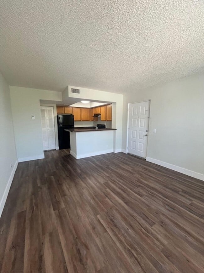 Photo - 738 Executive Center Dr Unit 34