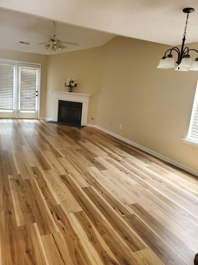 Photo - 41 Providence Manor Ct