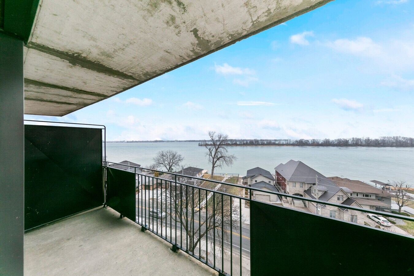 Photo - St. Clair Towers