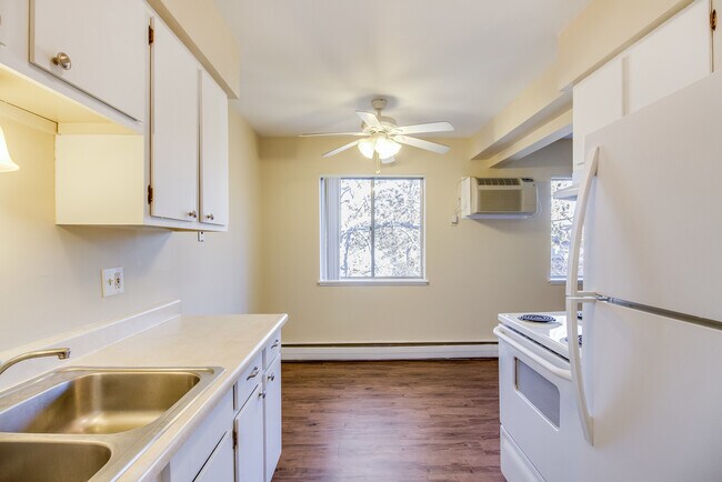 Shiawassee Apartments